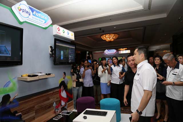 CEO MNC Group, Hary Tanoesoedibjo meluncurkan MNC Play di Surabaya