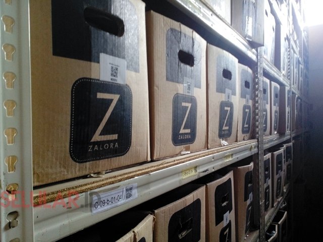 Ilustrasi rak tempat penampungan barang Zalora, (foto: Choi/Selular.ID)