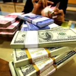 USD Loyo, Rupiah Ditutup Menguat Tipis