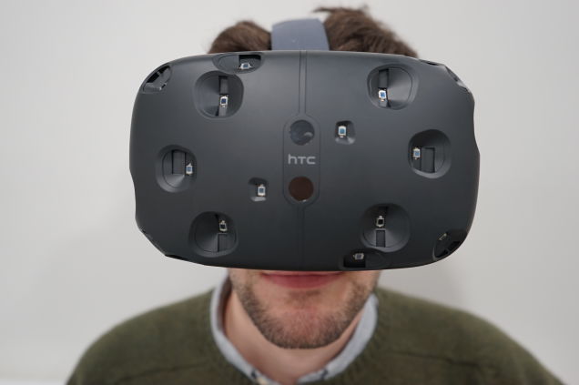 HTC Vive (credit gizmodo.com)