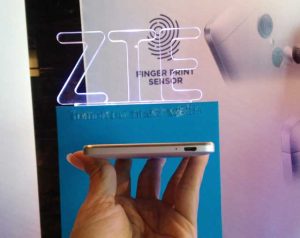 zte-blade-a711-bottom