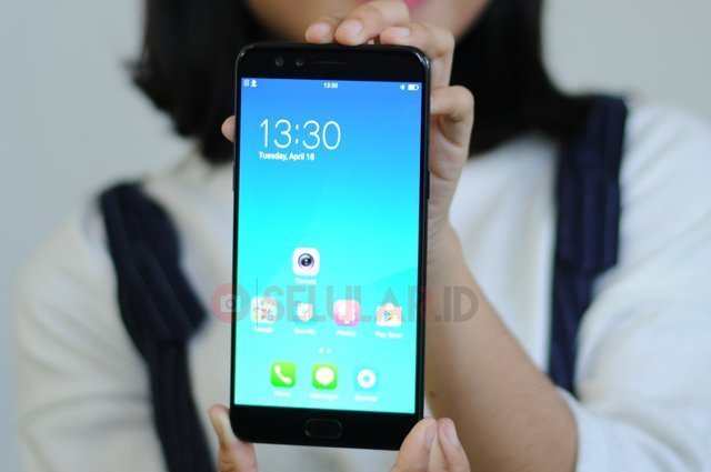 Oppo F3 Plus 1