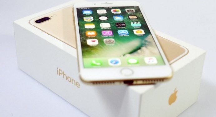 iPhone 15 Bakal Pakai Dua Port