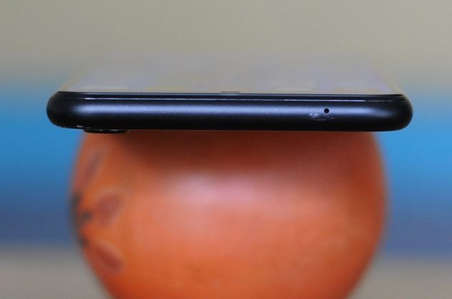 Bagaian atas Huawei Nova 3i