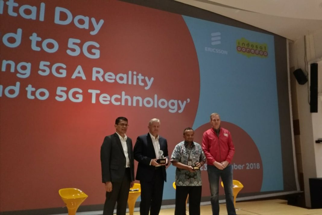Tim Indosat bersama Kominfo dan Ericsson