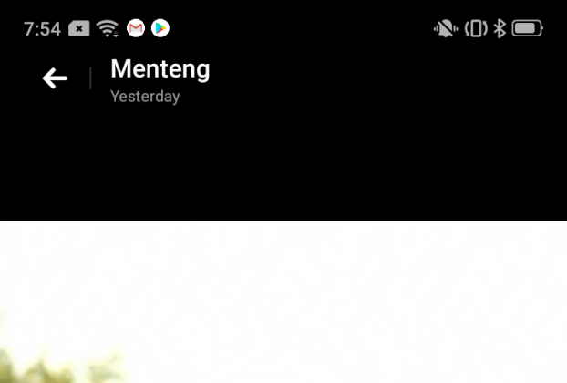 Foto selfie dengan efek bokeh