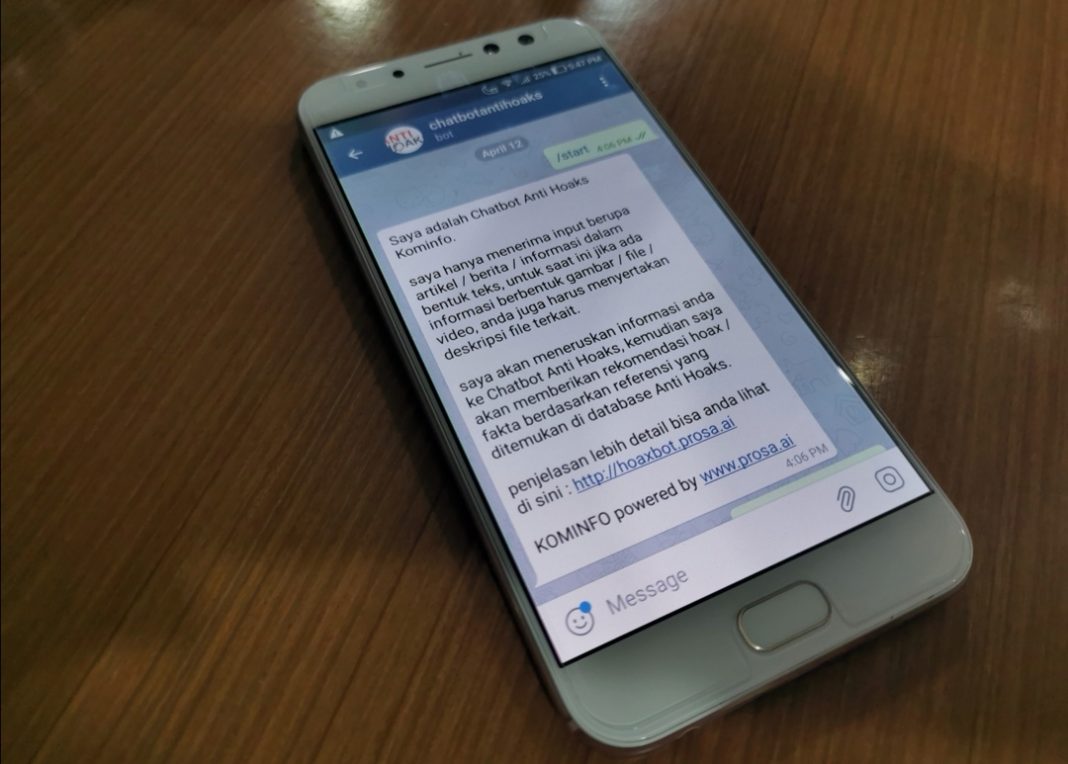Chatbot anti hoax Telegram
