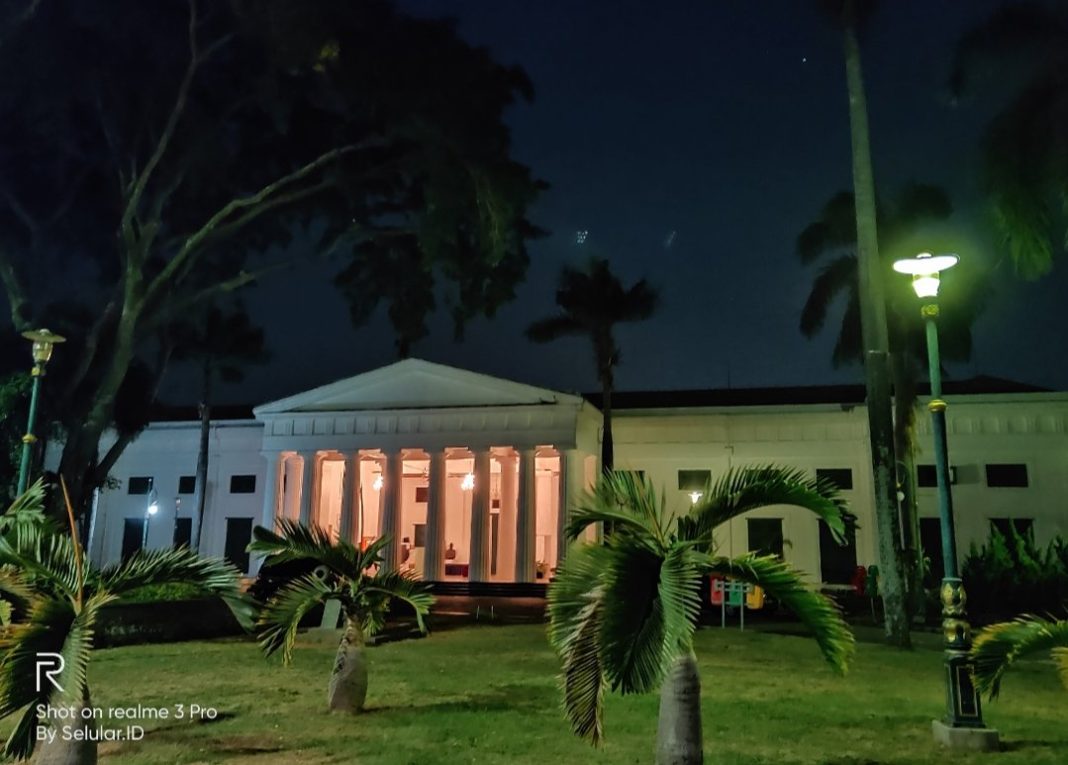 Cara Foto Objek Bulan Menggunakan Hp