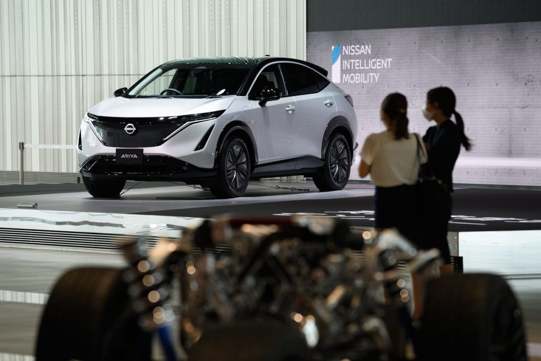 Kini, untuk menyelamatkan kondisi perusahaan, Nissan dikabarkan sedang mendekati Tesla untuk menjadi alternatif rencana
