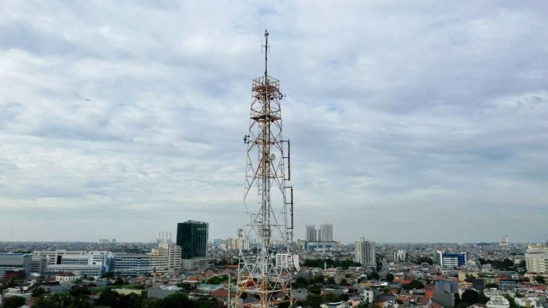 Jelang rilis laporan keuangan kuartal III tahun 2024, saham emiten teknologi ini banyak diburu investor asing.