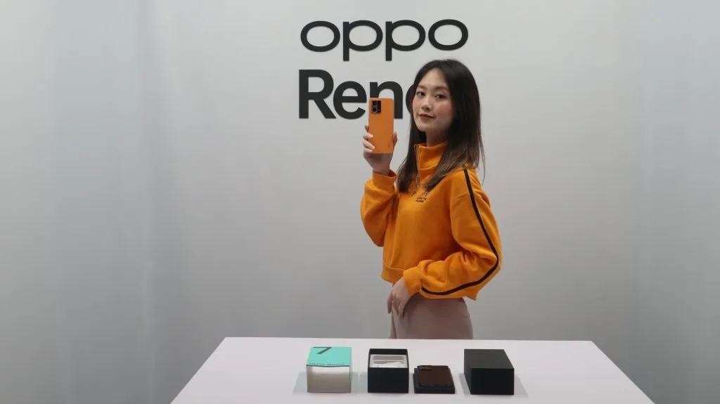 OPPO Reno7