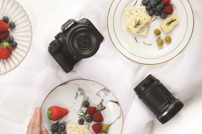 Resmi Dua Kamera Mirrorless Seri S Canon Dengan Sensor APS-C