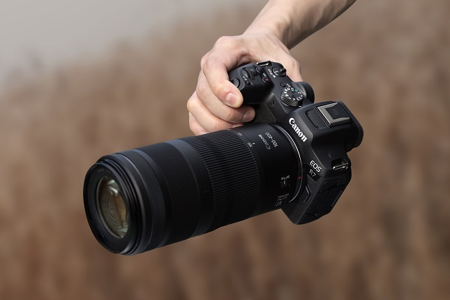 Resmi Dua Kamera Mirrorless Seri S Canon Dengan Sensor APS-C 
