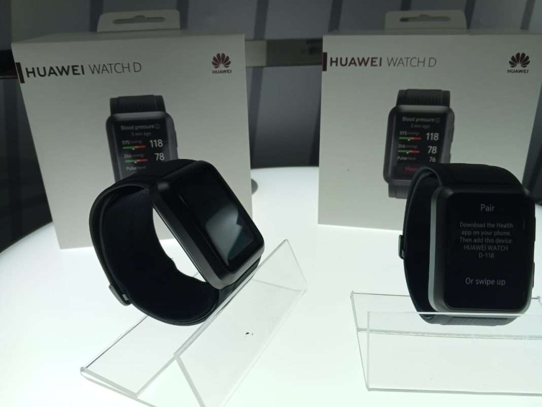 Huawei Watch D pengukur tensi darah.