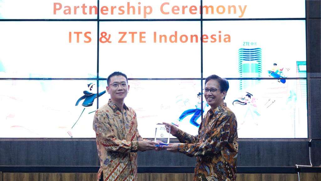 Program 5G Rising Star ZTE Rekrut Mahasiswa Lulusan ITS Surabaya