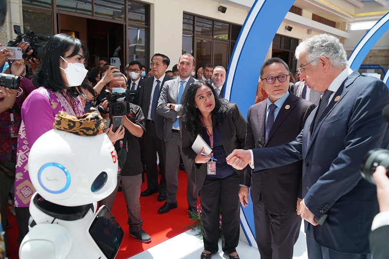 Dari 5G, AR, VR, AI Robot, dan IoT, Telkomsel Unjuk Gigi di G20 TIIWG ke-3