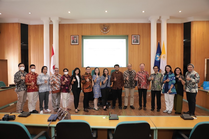 Setelah ITS dan Telkom University, ZTE Kolaborasi Riset dengan UGM