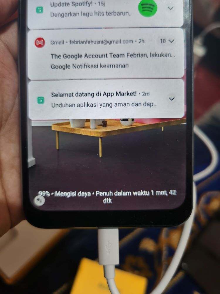 Penentu Kapan Baterai Terisi Full