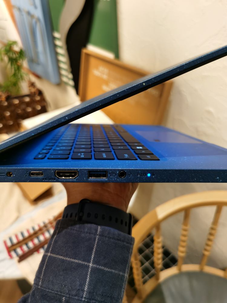 Port USB Laptop Acer Aspire Vero