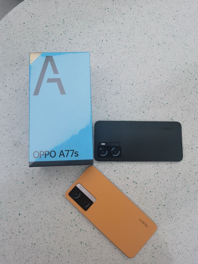 Varian Warna OPPO A77s
