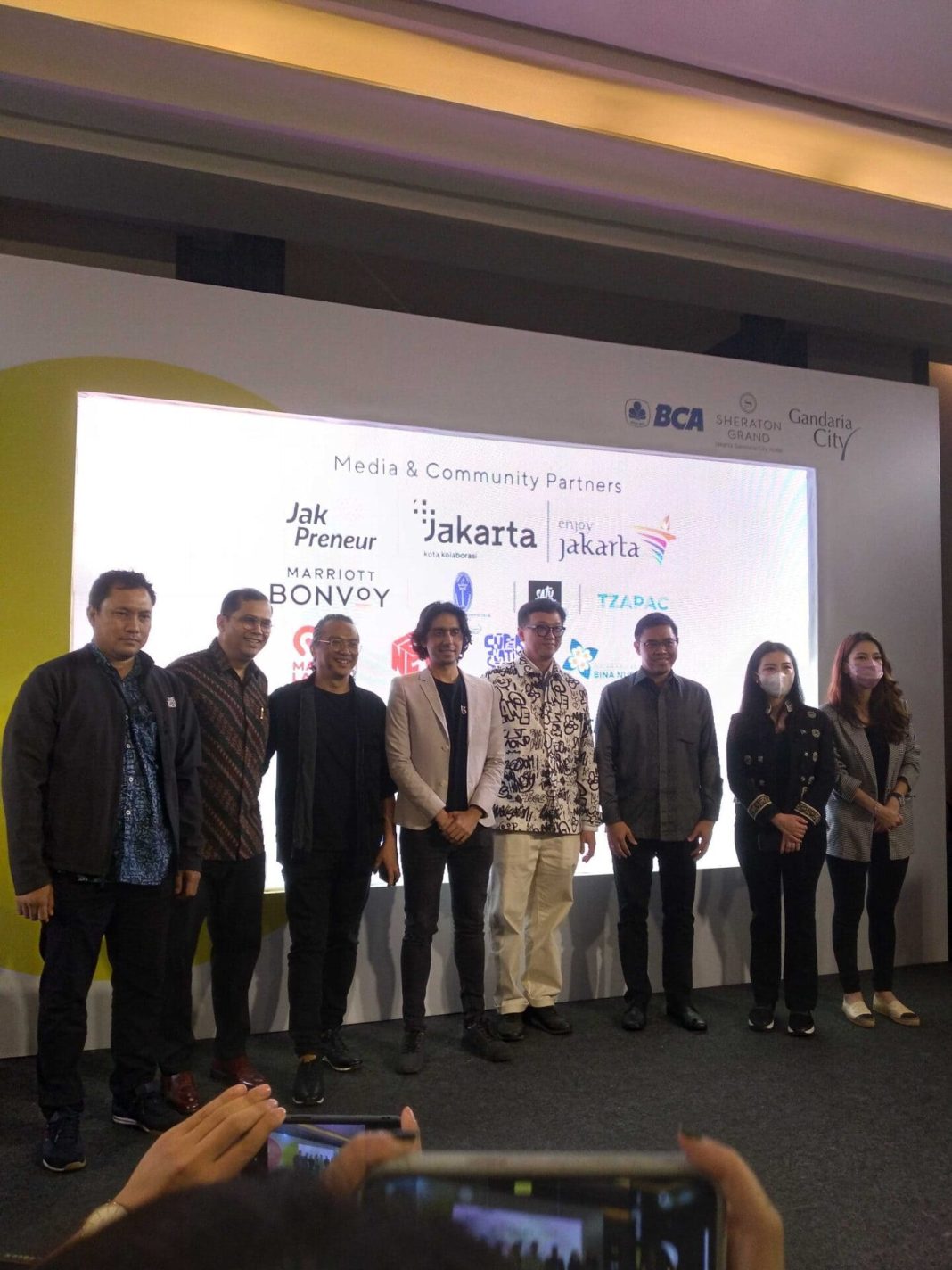 Art Moments Jakarta Resmi Dibuka, 40 Galeri Dari Indonesia Dan Mancanegara Ditampilkan