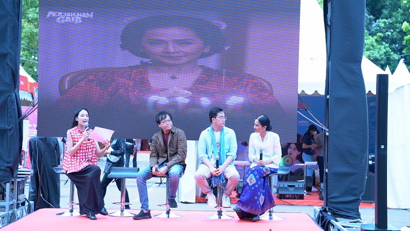 Para pemain film horor Perjanjian Ghaib, Tulah 6/13, Jin Qorin, dan Anak Titipan Setan yang hadir dalam acara meet and greet beberapa waktu lalu di Jakarta. Film-film ini dapat disaksikan pada tahun 2023 di berbagai bioskop di Indonesia.