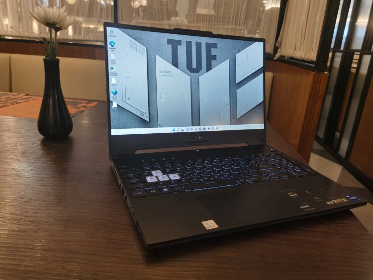 Laptop Gaming ASUS TUF Dash F15