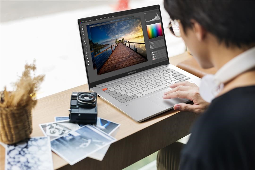 Laptop Asus Vivobook Pro 14X OLED (N7401)
