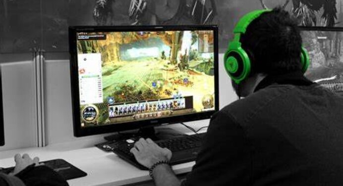 data pengguna game