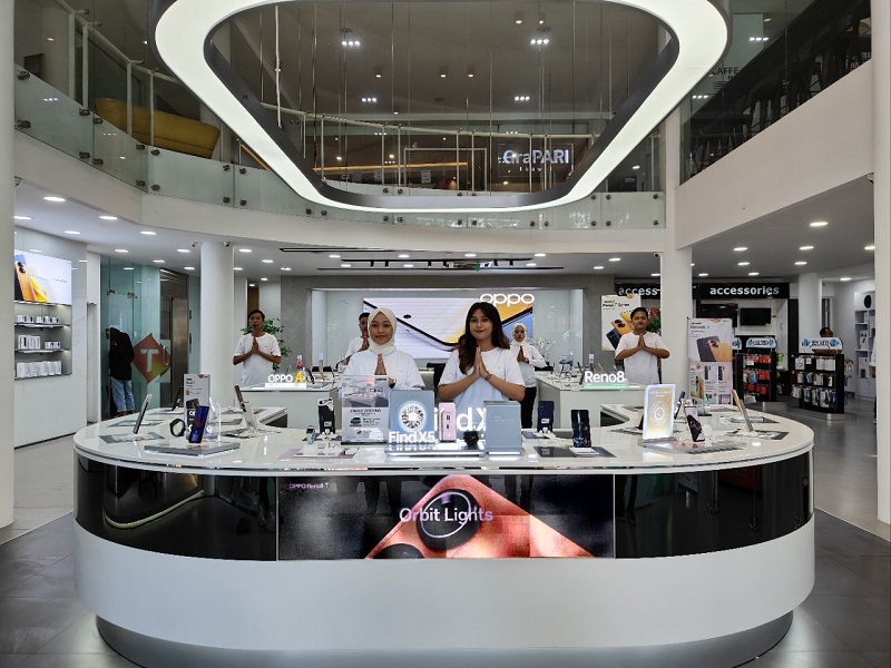 Oppo eXperience Store Terbesar Hadir di Kota Malang, Berhadiah Mobil Listrik