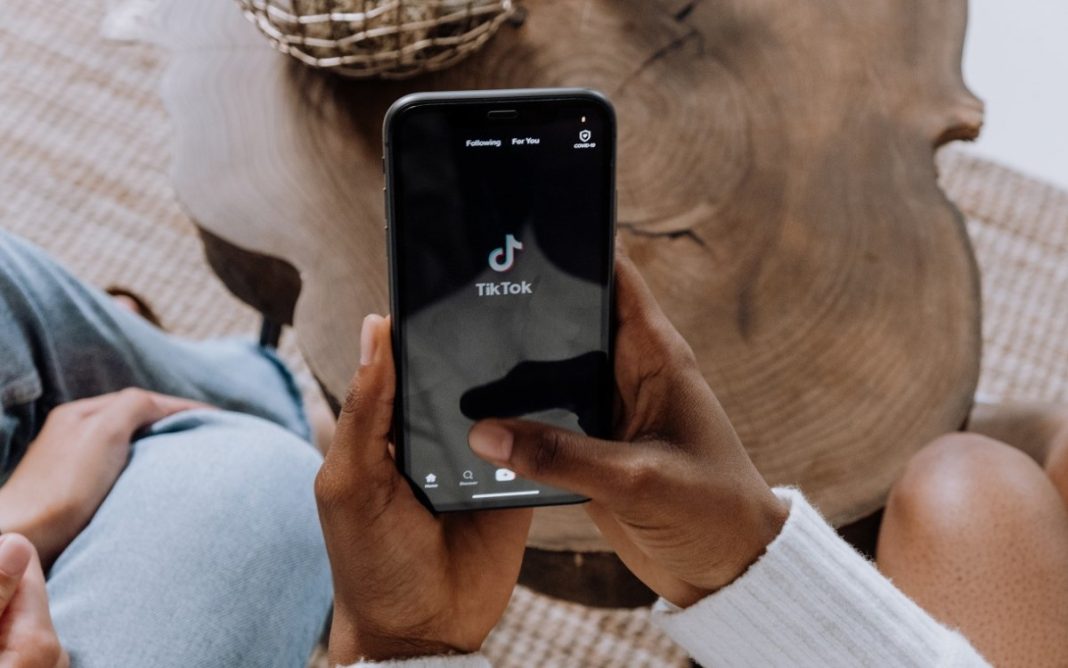 GoTo mengumumkan perluasan kerjasama dengan TikTok dengan menyediakan produk GoPay Later di ShopTokopedia yang terdapat di aplikasi TikTok.