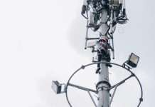 Lelang Pita Frekuensi 700 MHz dan 26 GHZ