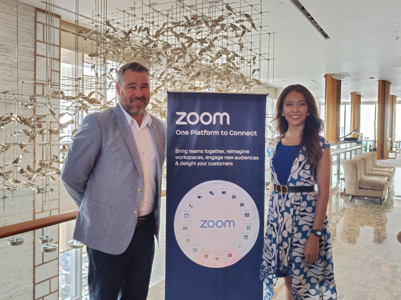 Nathan Guy, Head of UCaaS at Zoom dan Isya Putri, Head of Business Zoom Indonesia
