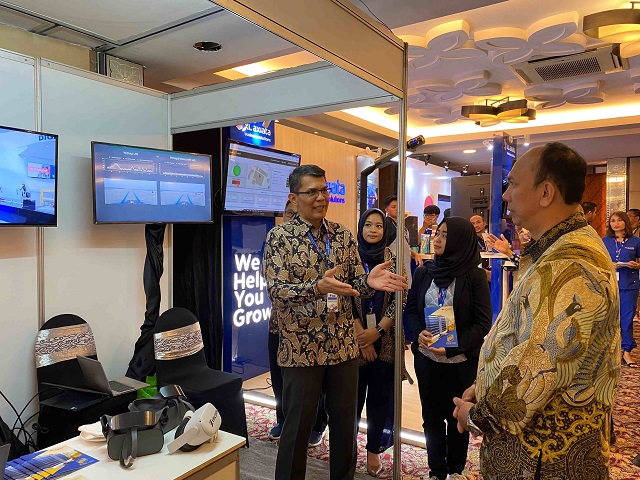 Demo 5G Ericsson di booth PIDI 4.0