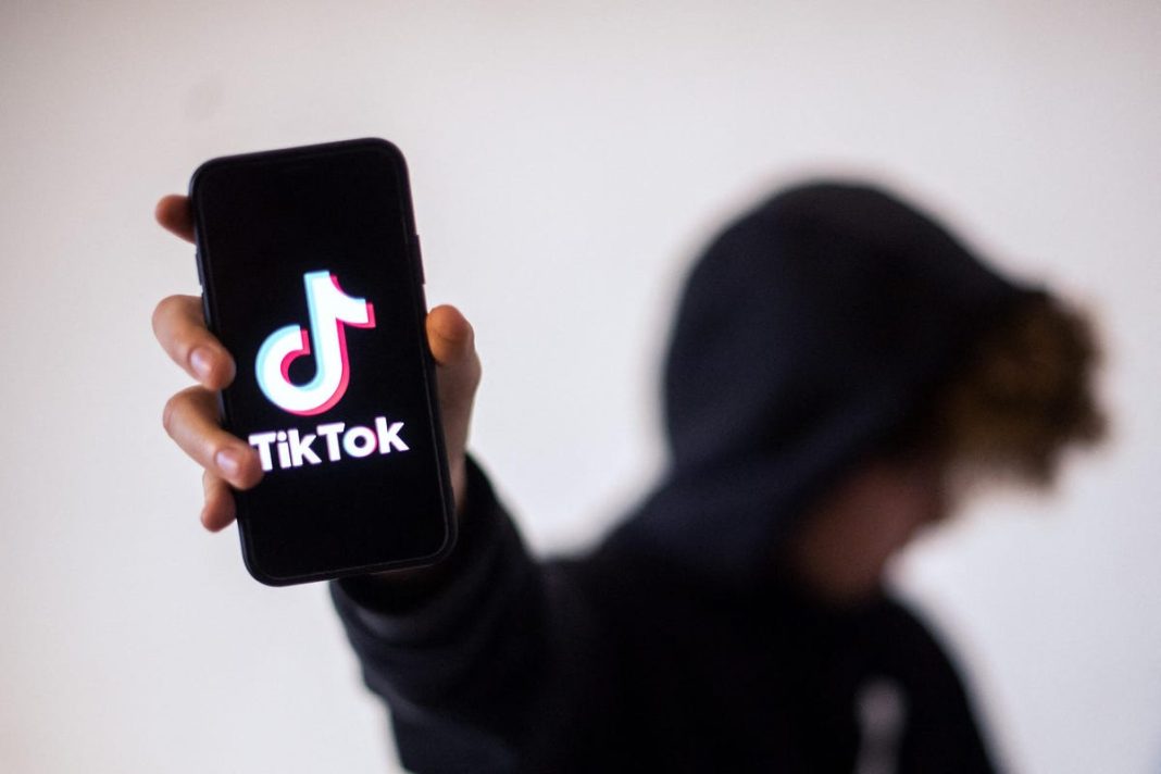 Kapan Kominfo blokir TikTok Shop, simak penjelasannya.