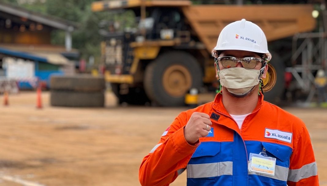 XL Axiata menghadirkan solusi green mining dengan private netwotk yang mampu meningkatkan efisiensi dengan mendukung peningkatan produktivitas melalui otomasi, menurunkan biaya dengan menerapkan fleet management dengan teknologi IoT, serta secara tidak langsung mampu meningkatkan keamanan karyawan atas potensi kecelakaan kerja karena karyawan tidak perlu pergi ke area berbahaya.