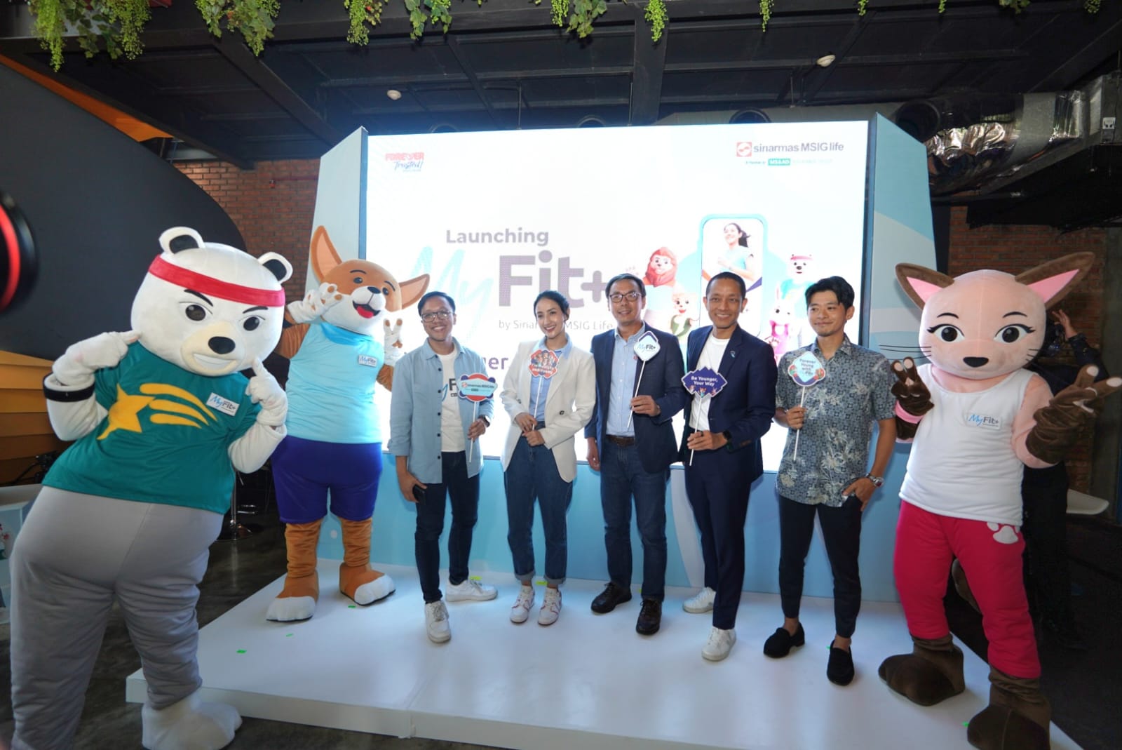 (ki-ka) Lukman Auliadi, dr. Nadia Alaydrus, Wianto Chen, Vincent, Sinarmas MSIG Life MyFit+