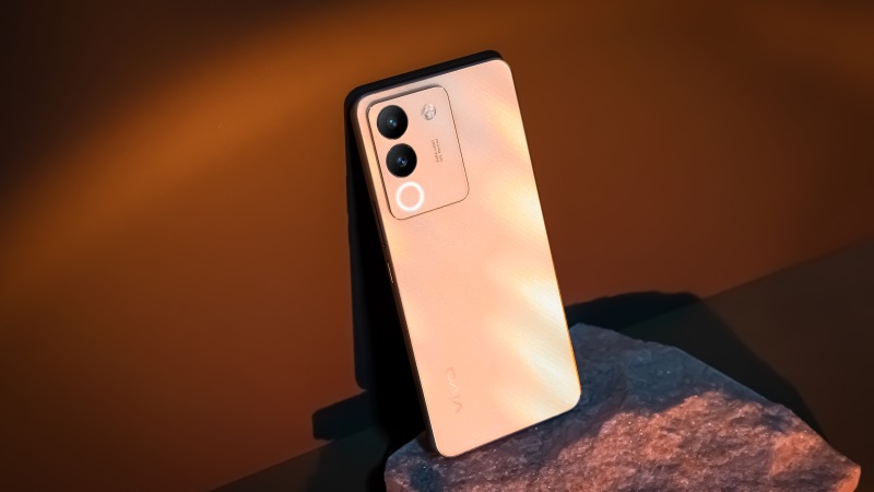 vivo V29e Gold
