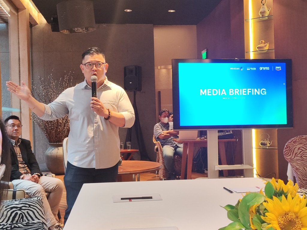 Erwin Gunawan - Co-Founder dan Chief Business Officer GREENS