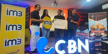 (Ki-Ka) Chandra Pradyot Singh, SVP Head of Circle Jabotabek Indosat Ooreedo – Maria Kartika Halim Guerrero, SVP Head of Distribution & Partnership Indosat Ooredoo – Aldi Sulis, Direktur Utama M-Zone – Dedy Handoko, Commerce Director CBN