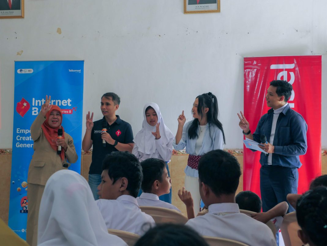 Internet BAIK Series 8 Bukti Kelanjutan Implementasi ESG Telkomsel Guna Tingkatkan Literasi Digital
