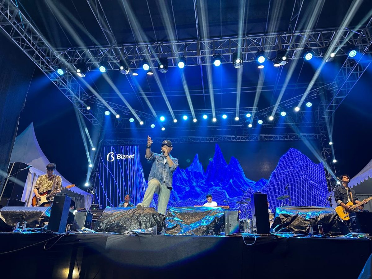 Penampilan Armada di Biznet Festival Bandung 2024