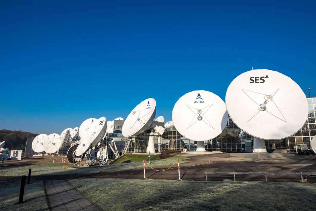 SES mencapai kesepakatan untuk mengakuisisi Intelsat senilai $3,1 miliar, kesepakatan yang diklaim perusahaan akan menciptakan operator multi-orbit