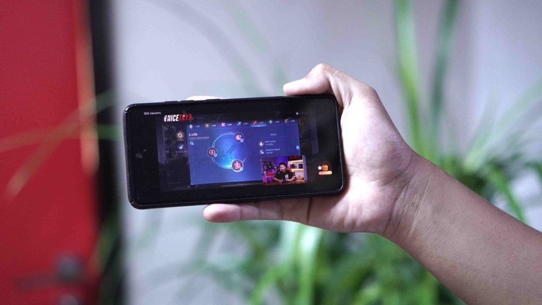 Telkomsel luncurkan fitur Live Streaming pada versi website dan aplikasi Android Dunia Games yang memberikan pengalaman terbaik bermain game bagi seluruh pecinta gaming dan esports Tanah Air. Keunggulan yang dihadirkan dalam fitur terbaru Dunia Games yakni All Play, Streaming Multi-Platform, Share Screen, Playback, dan Earning.