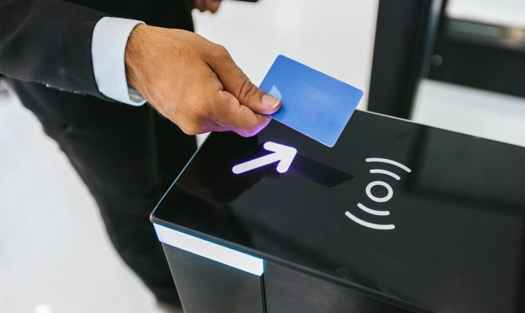 Rentan Dikloning, Hal yang Perlu Diperhatikan dalam Menggunakan Kartu Akses Berbasis RFID