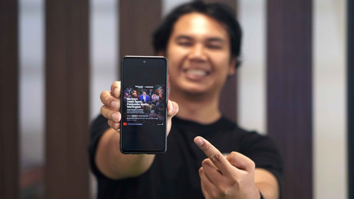Solusi Digital Advertising (DigiAds) dengan strategi targeted messaging yang efektif telah berhasil membantu Samsung meningkatkan penjualan produk Galaxy S24 Series secara signifikan dan meningkatkan return on ads spend hingga 32 kali.