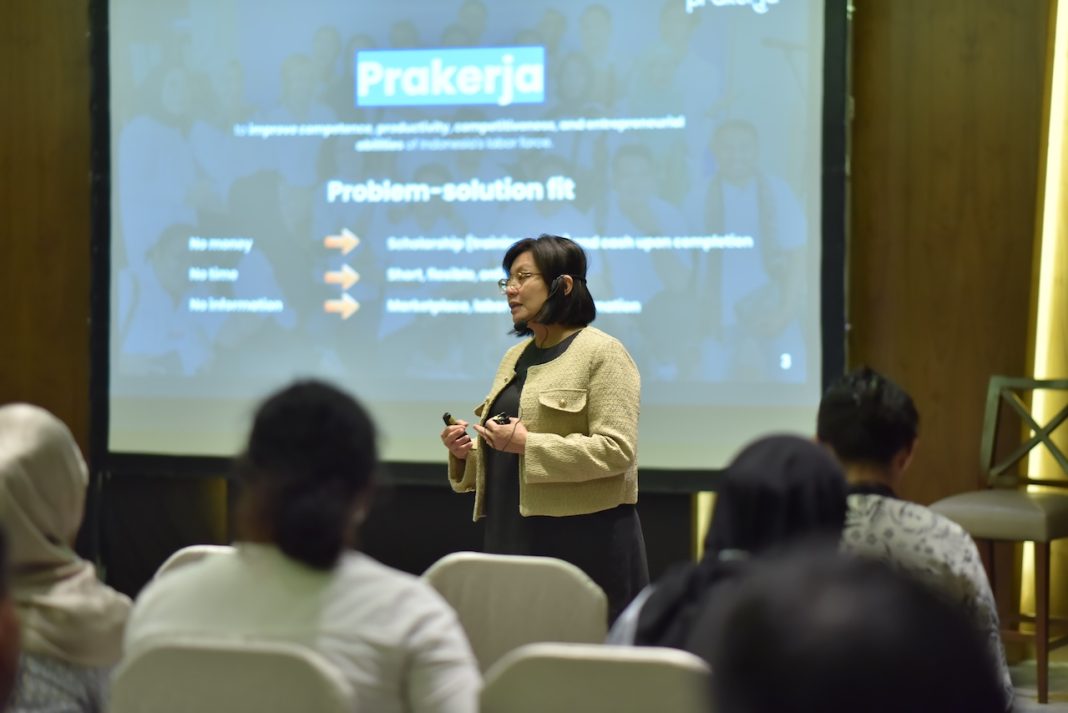 Denny Puspa Purbasari Direktur Eksekutif Prakerja di acara Coursera Day 2024 - Jakarta