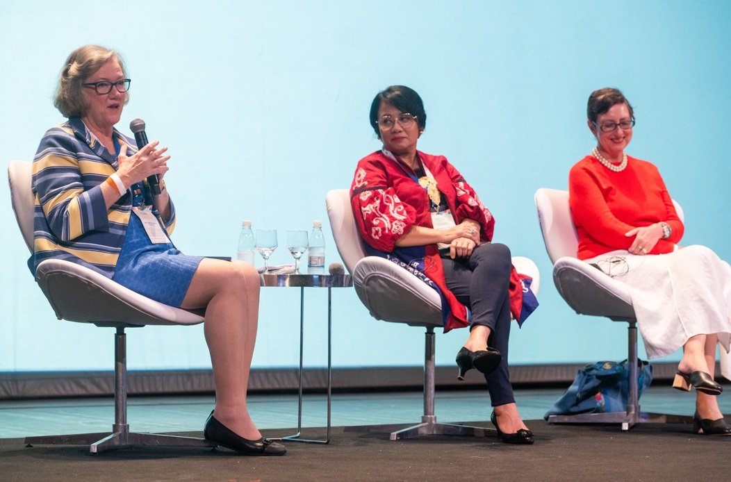 Chair Women20 (W20) Indonesia, Hadriani Uli Silalahi, pada W20 Summit Brazil, di Rio de Janeiro, 31 September-4 Oktober 2024. Delegasi Indonesia mengusung kebijakan-kebijakan inklusif untuk meningkatkan kesetaraan gender dan memberdayakan perempuan. Kesetaraan gender dan pemberdayaan perempuan adalah isu yang mendesak dan harus menjadi perhatian prioritas bagi seluruh negara, terutama dalam konteks pembangunan global yang berkelanjutan.