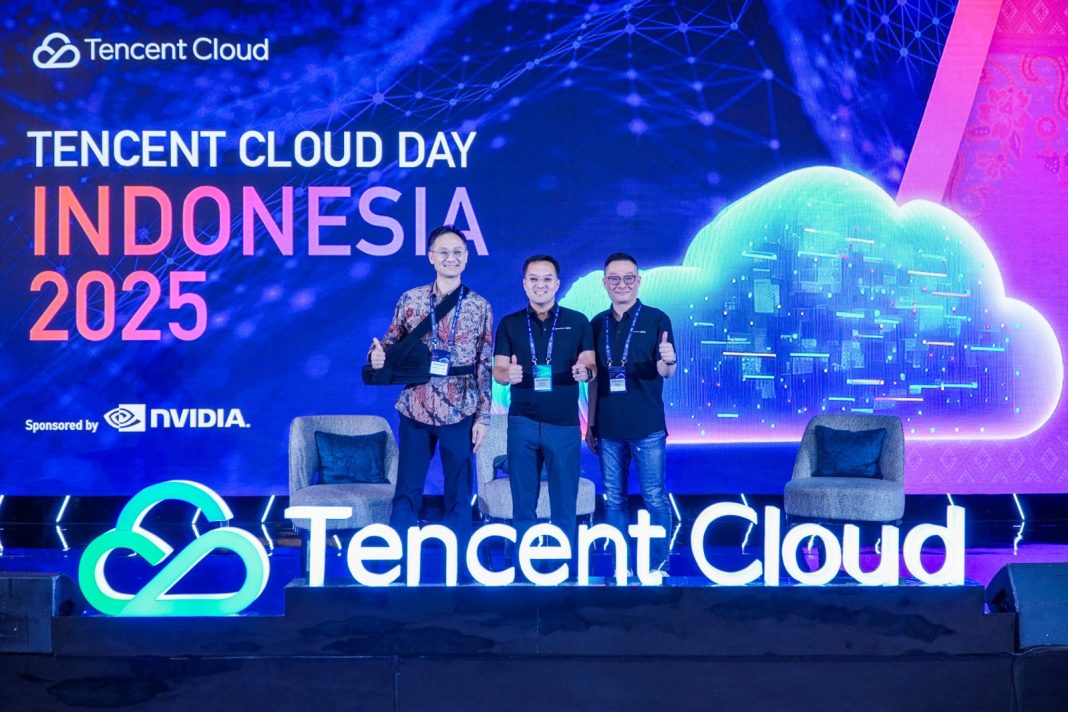 [Ri-Nan] Dowson Tong, Senior Executive Vice President, Tencent dan CEO, Cloud and Smart Industries Group (CSIG) _ Patrick Walujo, CEO GoTo _ Poshu Yeung, Senior Vice President_of Tencent Cloud International