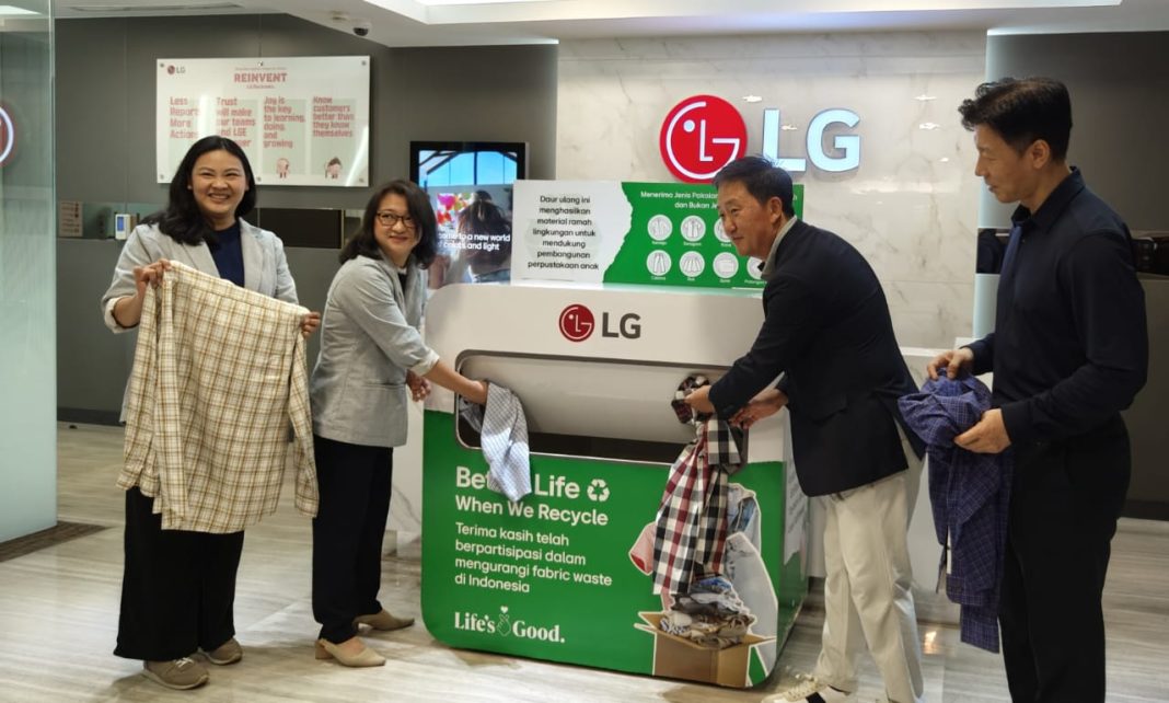 LG Ajak Masyarakat Kumpulkan Pakaian Tak Layak Pakai